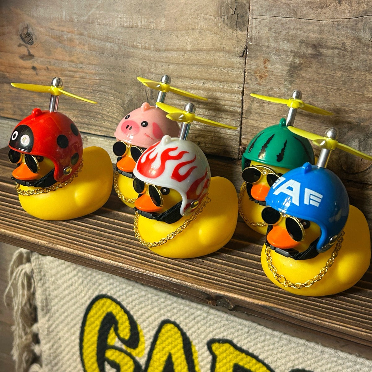 HELMET DUCK TOY/ヘルメットダック トイ