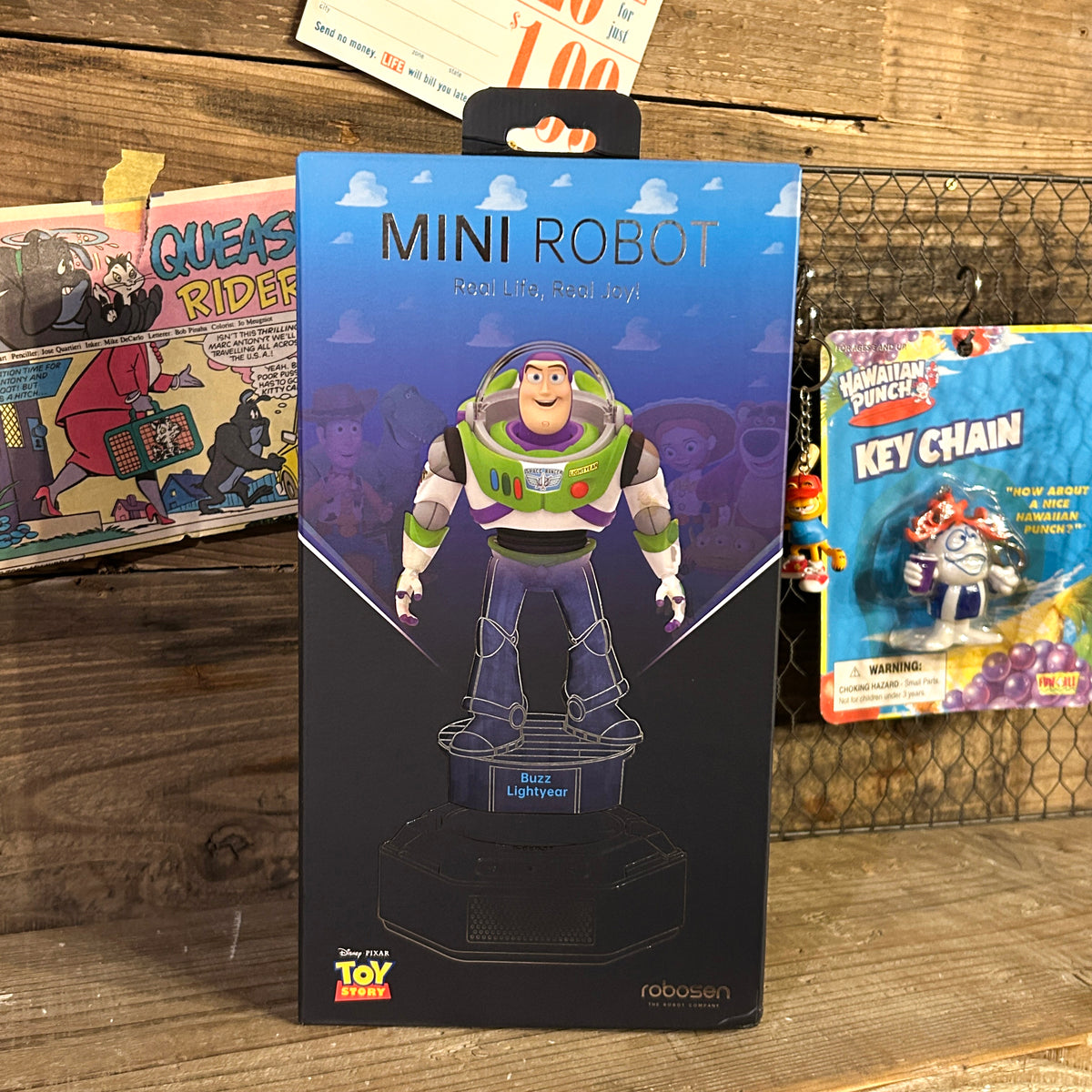 Toy Story Buzz Lightyear & Mini Robot Base Set/トイストーリー バズ・ライトイヤー ＆ ミニロボット ベースセット【US限定】