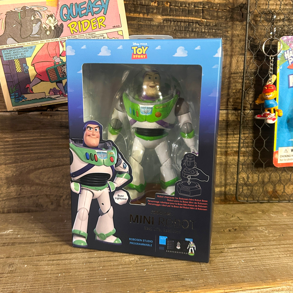 Toy Story Buzz Lightyear & Mini Robot Base Set/トイストーリー バズ・ライトイヤー ＆ ミニロボット ベースセット【US限定】