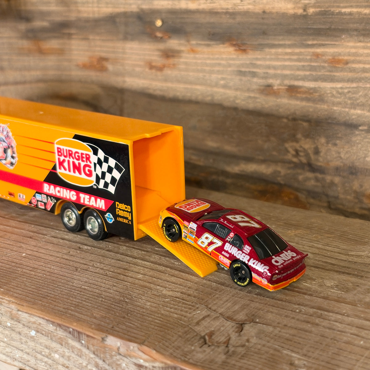 Racing Champions 1/64 Scale NASCAR Burger King/レーシングチャンピオン 1996年エディション 1/64スケール バーガーキング レーシングチーム【US限定】