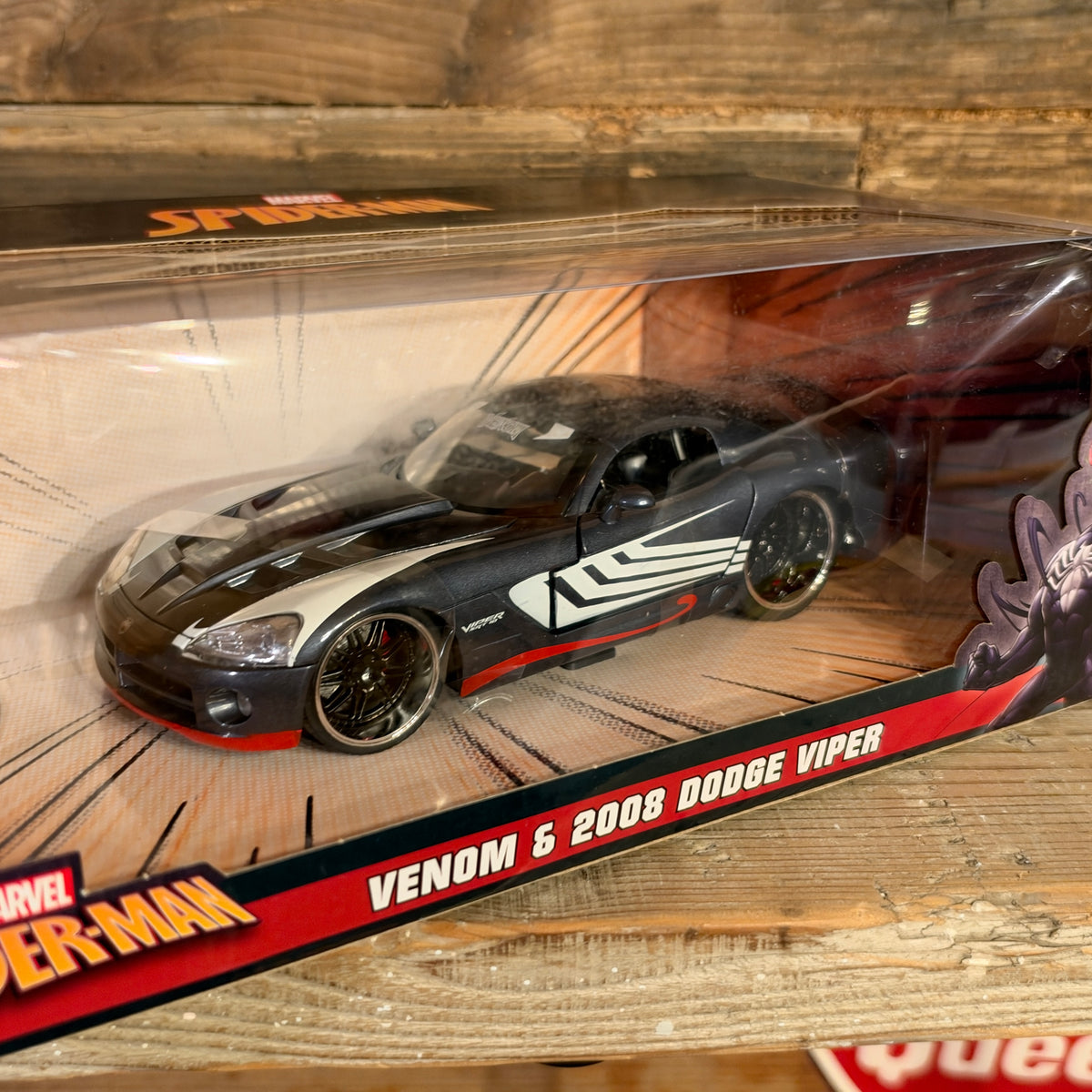 Venom" & 2008 Dodge Viper SRT10 1/24 Scale Die-Cast Vehicle with Die-Cast Figure/「ヴェノム」 & 2008 ダッジ バイパー SRT10 1/24スケール ダイキャストミニカー【US限定】