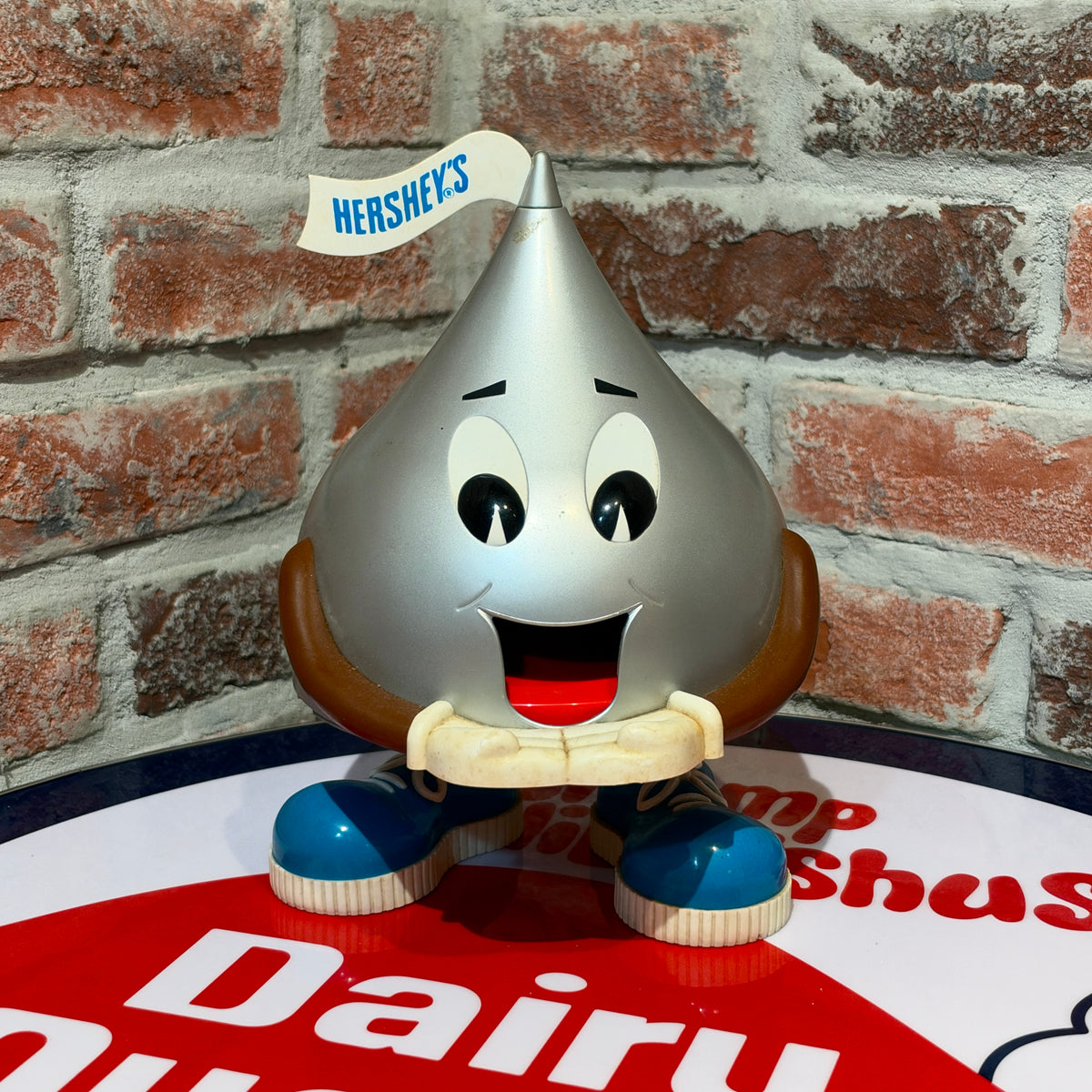Vintage HERSHEY'S Kiss Character Candy Dispenser/ヴィンテージ ハーシーズ キスチョコ キャラクター キャンディディスペンサー【US限定】