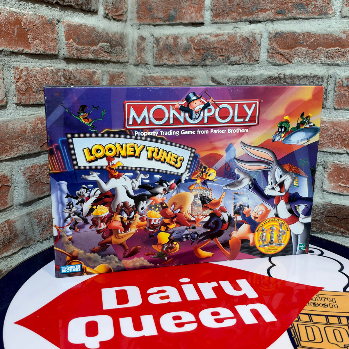 MONOPOLY "LOONEY TUNES" Cartoon Limited Collector's Edition Board Game/モノポリー 「ルーニー・テューンズ」カートゥーン リミテッド コレクターズ エディション ボードゲーム【US限定】