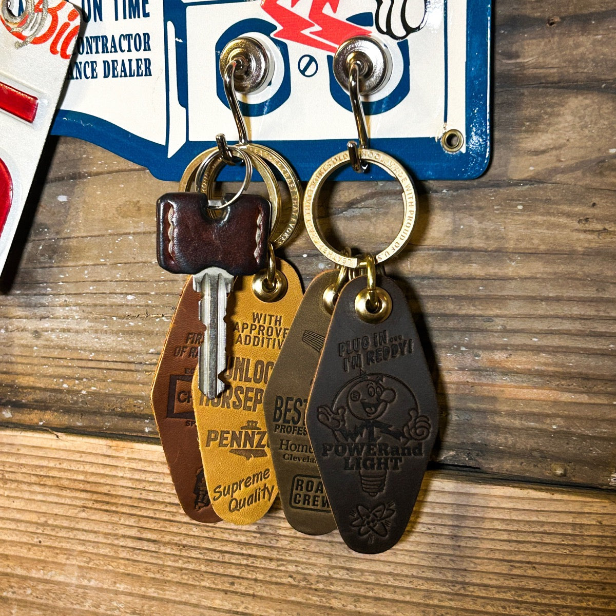 LEATHER HOTEL KEYRING/レザーホテルキーリング
