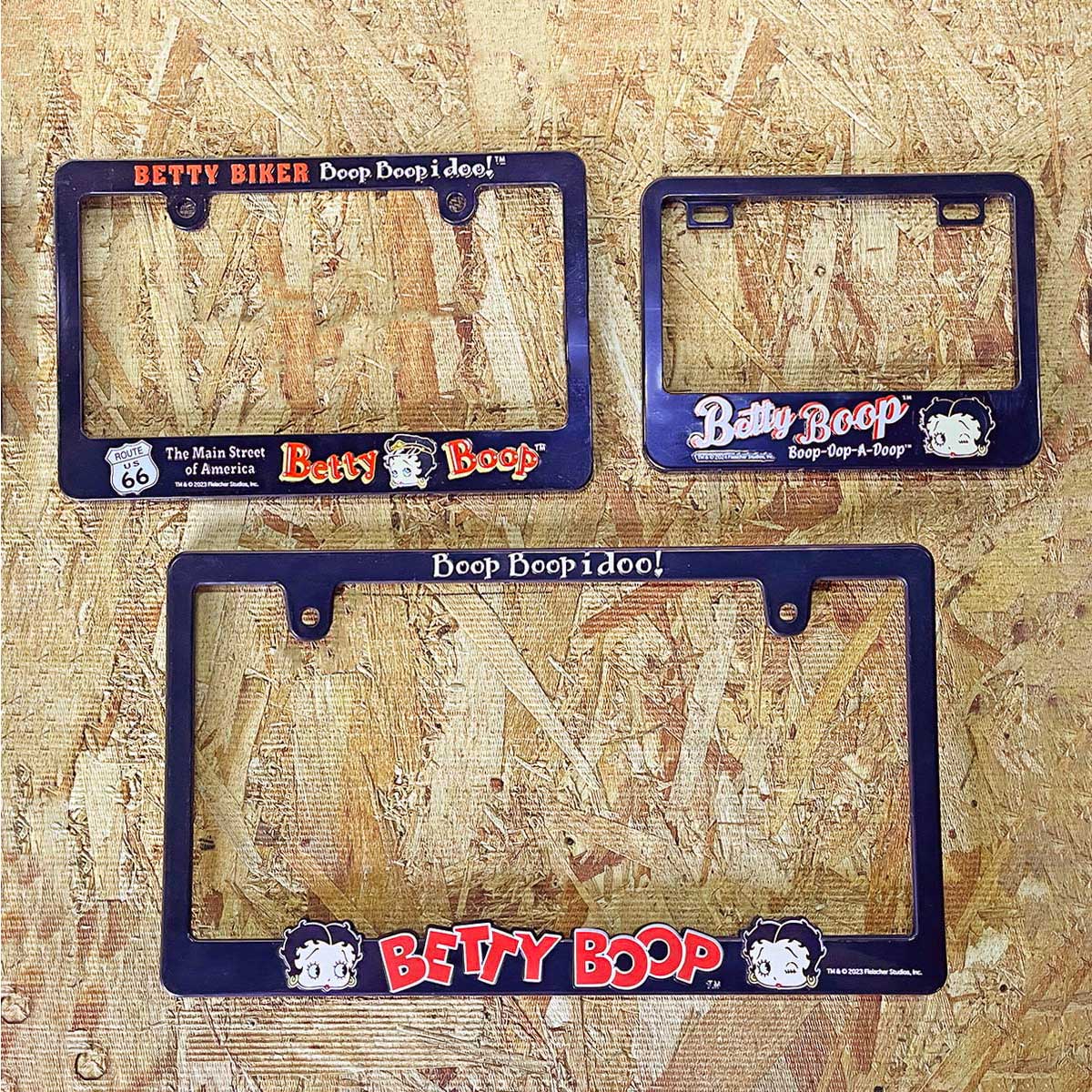 【BETTY BOOP】 LICENSE BIKER FRAME/【ベティブープ】 ライセンスバイカーフレーム
