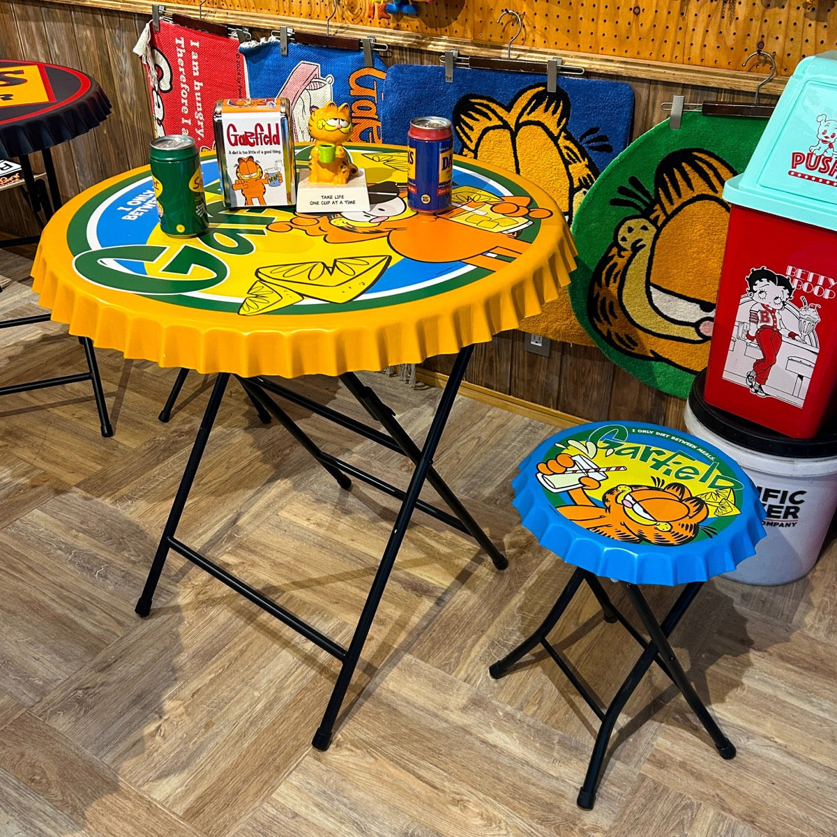 BOTTLE CAP TABLE/ボトルキャップテーブル