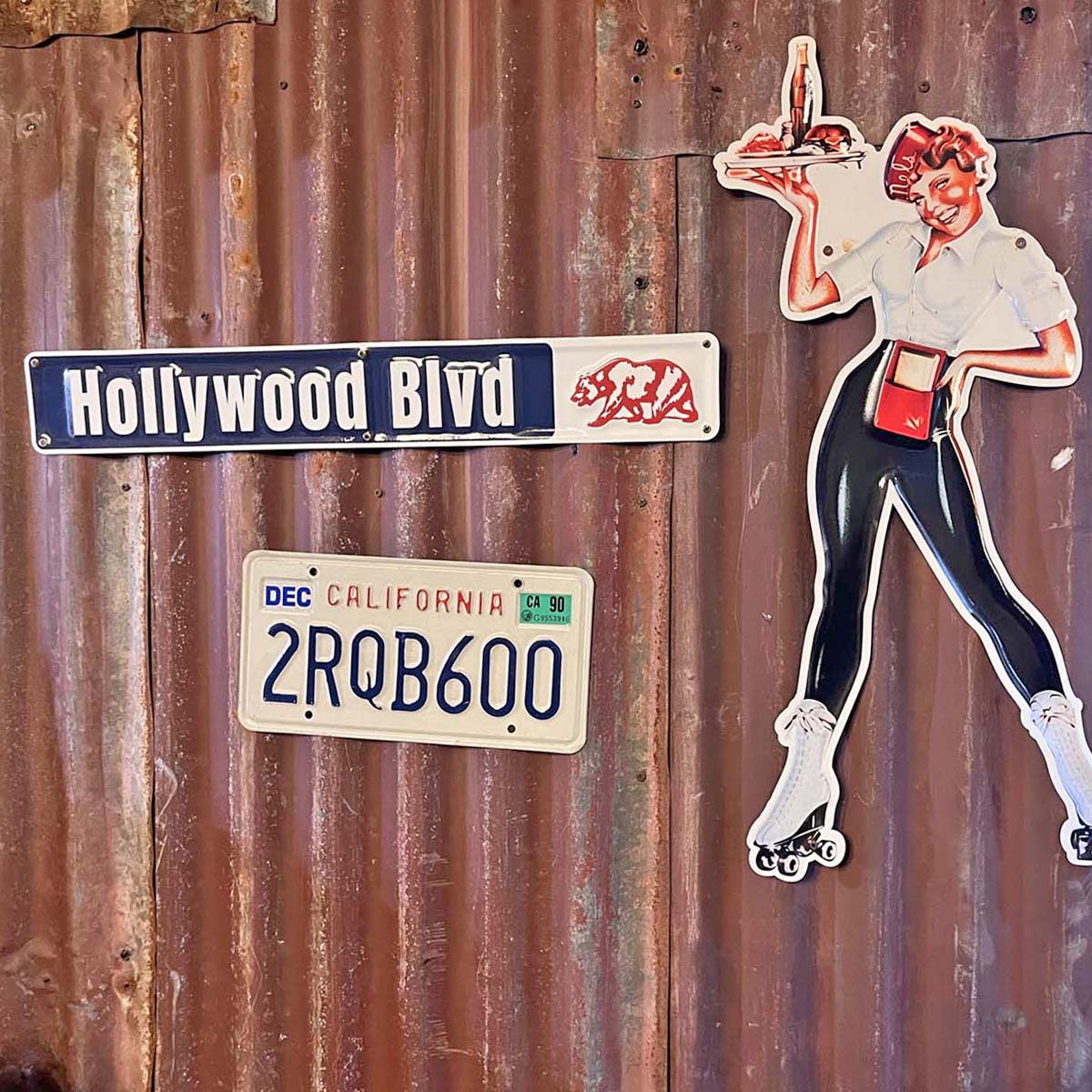 EMBOSS STATES STREET SIGN/エンボスステーツ ストリートサイン